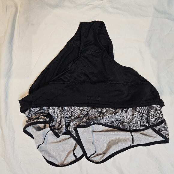 Lululemon Speed Up Low-rise 2.5" Lined Short Dottie Tribe White Black size 8 - Picture 6 of 8